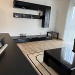 Flightdeck Apartment *