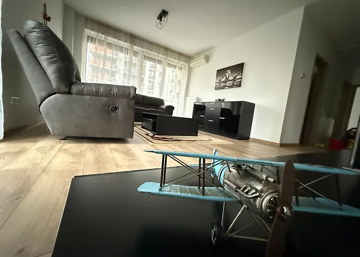 Flightdeck Apartment *